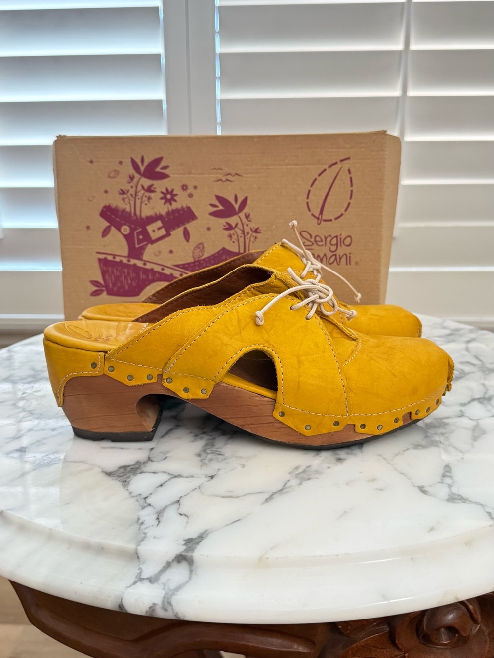 Sergio Tomani Yellow Leather Slip-On Clog Mule - Picture 3 of 7